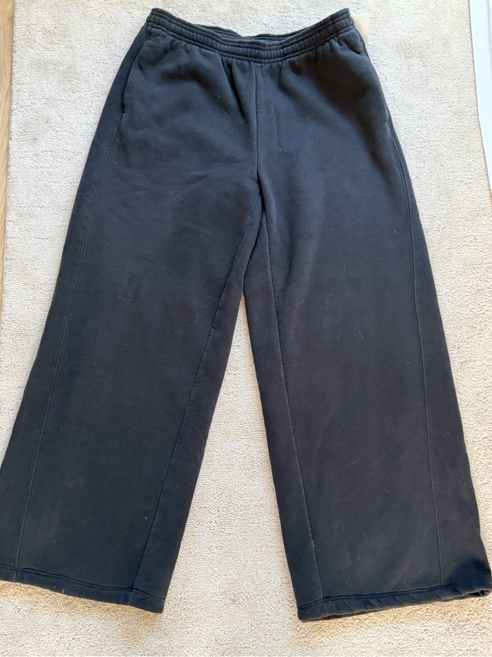 Vuori Black Wide Leg Sweatpants